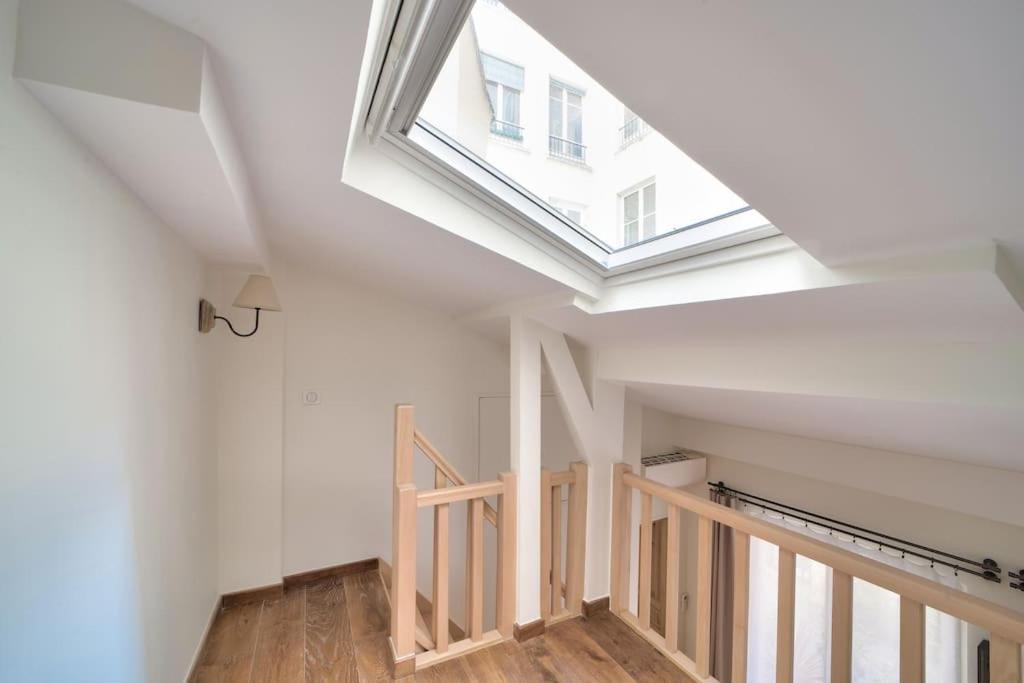 Superbe Maisonnette Neuve Au Coeur De Paris Exterior foto