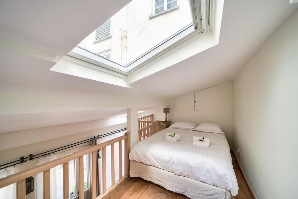 Superbe Maisonnette Neuve Au Coeur De Paris Exterior foto
